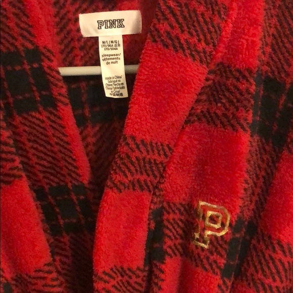 PINK Victoria secret robe - Picture 2 of 2